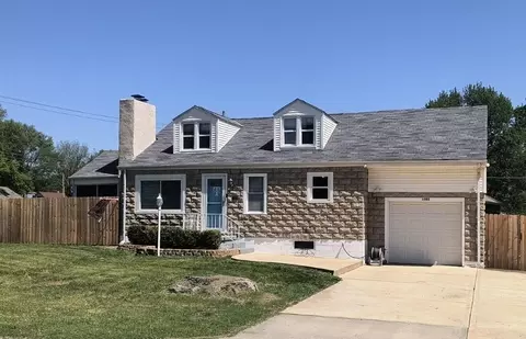 1005 S Forest Ave, Independence, MO 64050