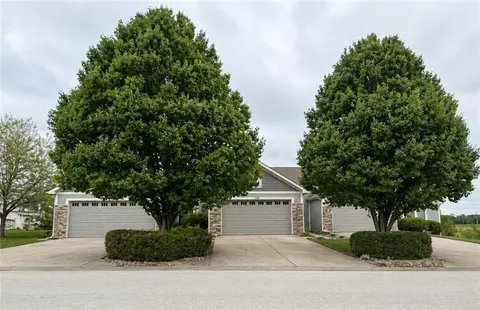 1206-1210 Willowbrook Dr, Cameron, MO 64429 photo 3