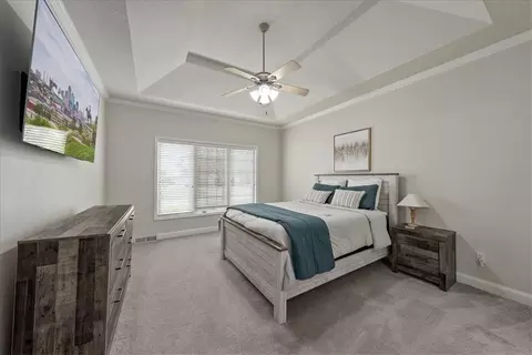 Bedroom - 4532 SW Gull Point Dr, Lees Summit, MO 64082 photo 1 of 8