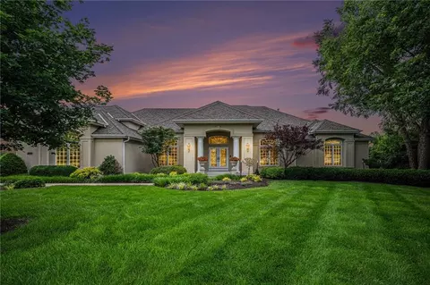 16607 NE 121st Ter, Kearney, MO 64060