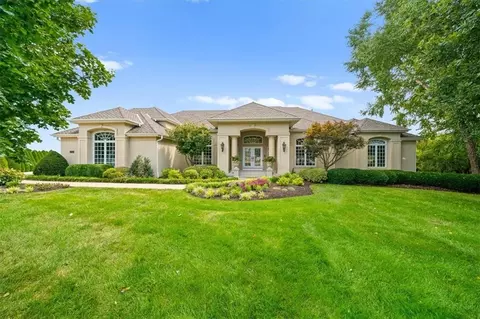 16607 NE 121st Ter, Kearney, MO 64060