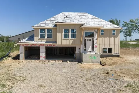15580 Sheridan Ct, Basehor, KS 66007