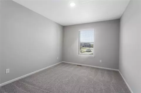 Bedroom - 602 Wild Lupine Ln, Raymore, MO 64083 photo 5 of 8