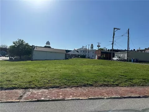 1130 Franklin Ave, Lexington, MO 64067