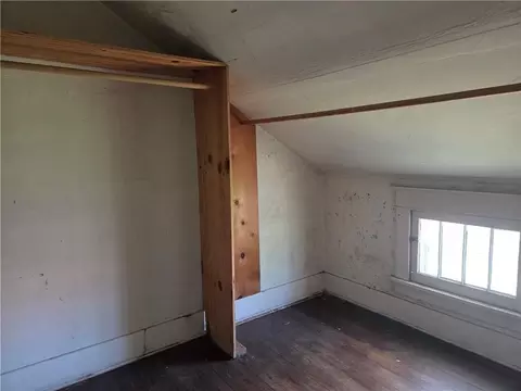 Bedroom - 426 Cherry St, Chillicothe, MO 64601 photo 4 of 8