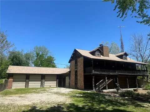 17 NE 465th Rd, Warrensburg, MO 64093