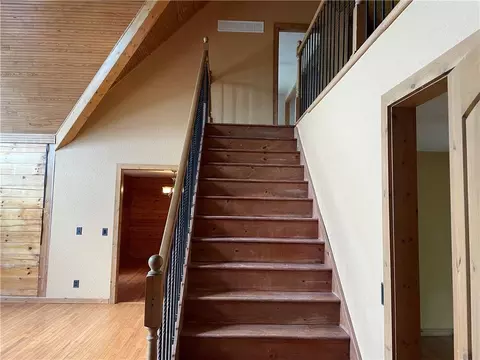 Entry Way - 2511 Ottawa Rd, Atchison, KS 66002 photo 2 of 2