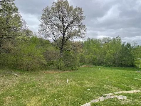Exterior - 2511 Ottawa Rd, Atchison, KS 66002 photo 4 of 11