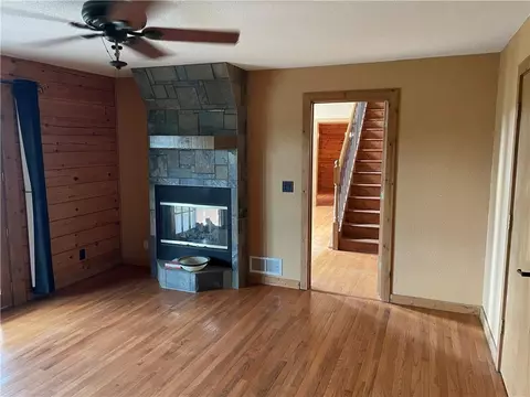 Living - 2511 Ottawa Rd, Atchison, KS 66002 photo 6 of 7