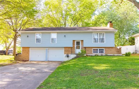 816 E Market St, Warrensburg, MO 64093