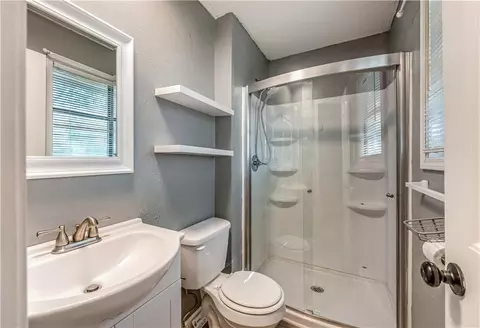 Bath - 79 NW 271st Rd, Centerview, MO 64019 photo 3 of 4