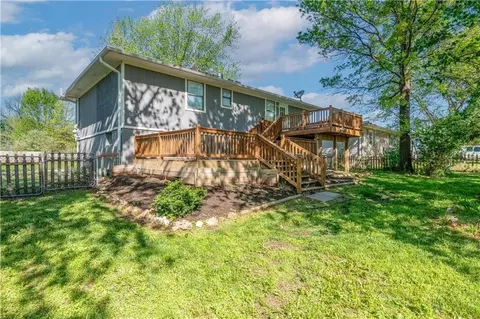 Exterior - 79 NW 271st Rd, Centerview, MO 64019 photo 14 of 21