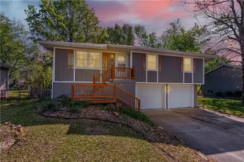 Exterior - 79 NW 271st Rd, Centerview, MO 64019 photo 2 of 21