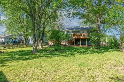 Exterior - 79 NW 271st Rd, Centerview, MO 64019 photo 17 of 21
