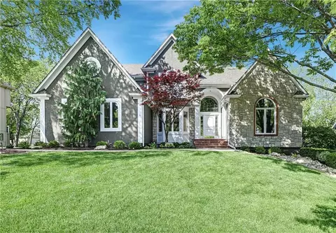 13916 Flint St, Overland Park, KS 66221