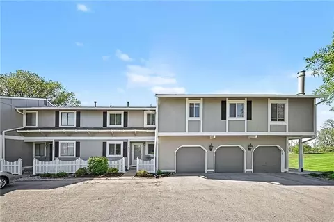 14064 W 88th St, Lenexa, KS 66215