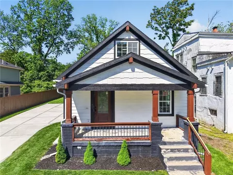 2560 N 17th St, Kansas City, KS 66104