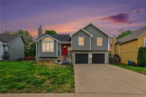 21218 W 56th St, Shawnee, KS 66218