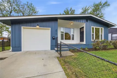 2515 Lexington Ave, Kansas City, MO 64124