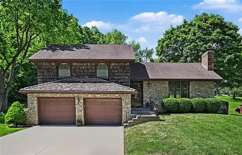1728 Haas Dr, Kansas City, KS 66106