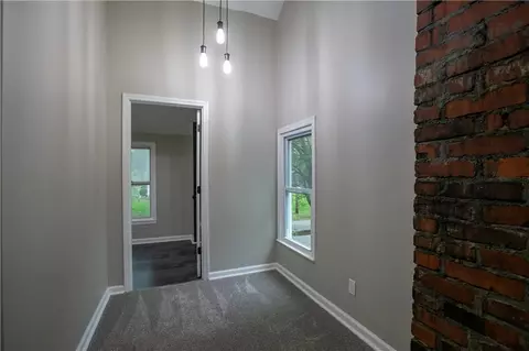Entry Way - 300 SE 1st St, Lees Summit, MO 64063 photo 3 of 4