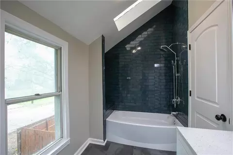 Bath - 300 SE 1st St, Lees Summit, MO 64063 photo 3 of 3