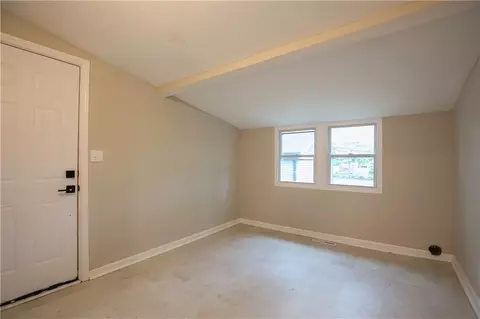 Entry Way - 300 SE 1st St, Lees Summit, MO 64063 photo 2 of 4