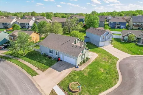 19619 E 7th Street Ct, Independence, MO 64056