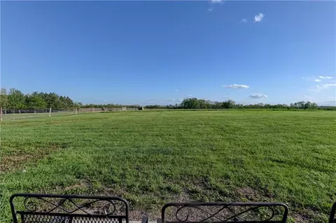 Exterior - 11683 Highway Ff, Mayview, MO 64071 photo 7 of 13