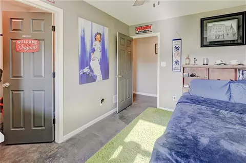 Bedroom - 11683 Highway Ff, Mayview, MO 64071 photo 5 of 7