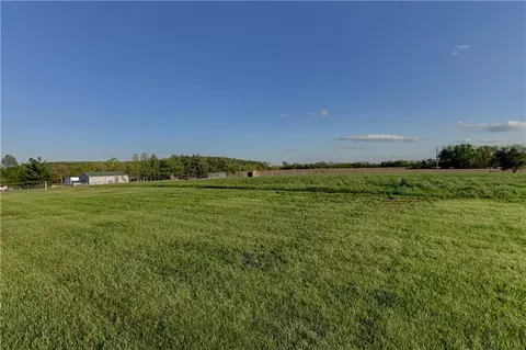 Exterior - 11683 Highway Ff, Mayview, MO 64071 photo 13 of 13