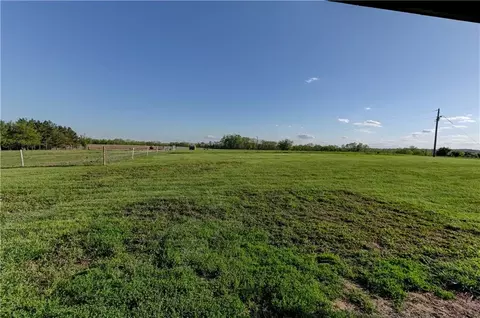 Exterior - 11683 Highway Ff, Mayview, MO 64071 photo 6 of 13