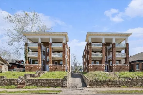 4009-4015 Charlotte St, Kansas City, MO 64110
