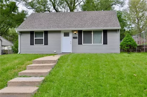 5149 Crest Dr, Kansas City, KS 66106