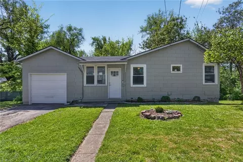 3107 W 42nd Ave, Kansas City, KS 66103