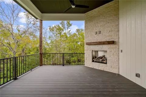 Exterior - 514 Turnbridge Dr, Raymore, MO 64083 photo 2 of 9