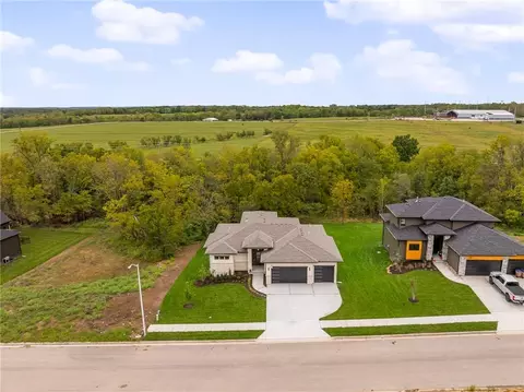 View/Area - 514 Turnbridge Dr, Raymore, MO 64083 photo 3 of 5