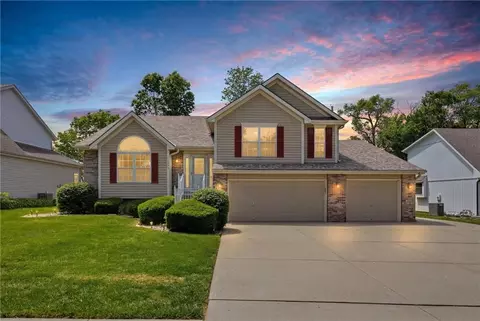 11416 N Madison Ave, Kansas City, MO 64155