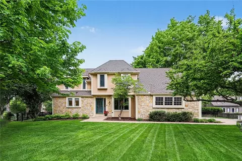 3416 W 123 St, Leawood, KS 66209