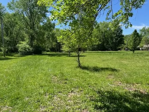 17612 S Benton Dr, Belton, MO 64012