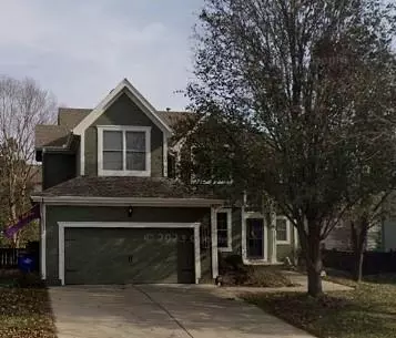 15371 S Navaho Dr, Olathe, KS 66062