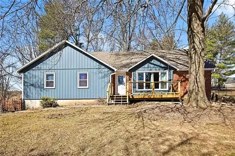 1228 Town And Country Ln, Plattsburg, MO 64477