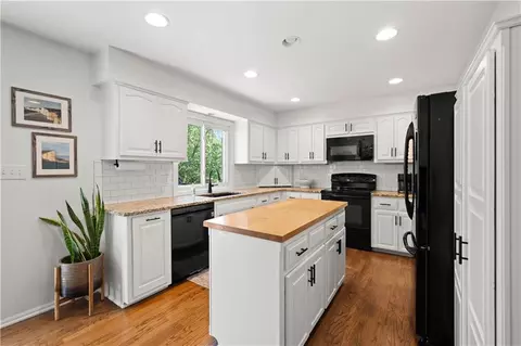 Kitchen - 9413 Hall Dr, Lenexa, KS 66219 photo 1 of 3