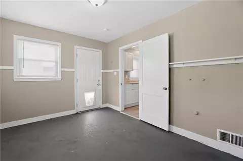 Other - 1522 W Walnut St, Independence, MO 64050 photo 2 of 11
