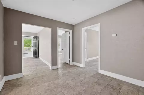Entry Way - 1522 W Walnut St, Independence, MO 64050 photo 6 of 6