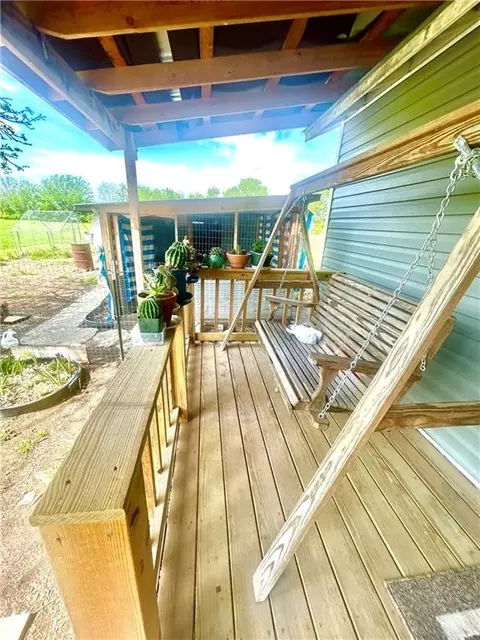 Exterior - 304 W Marvin Ave, Walker, MO 64790 photo 2 of 4