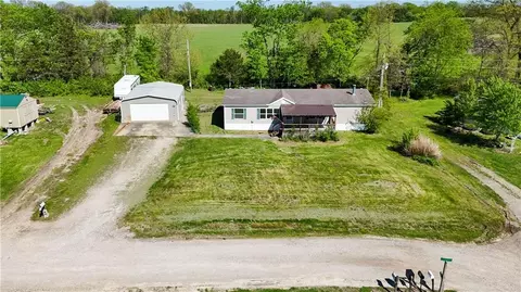 3160 Elsie Dr, Sedalia, MO 65301