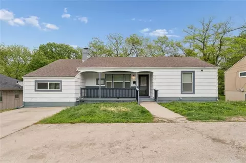 6501 Blue Ridge Cutoff, Raytown, MO 64133