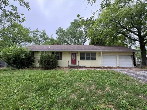 4514 E 113th St, Kansas City, MO 64137