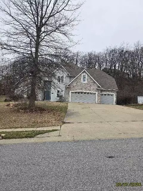 6826 N Charleston Dr, Kansas City, MO 64119